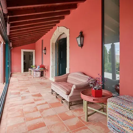 Luxury With Swimming Pool, By Timecooler * Sobral de Monte Agraço