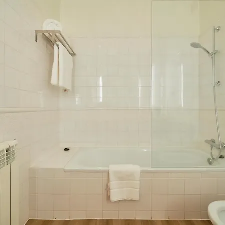 Villa Luxury With Swimming Pool, By Timecooler Sobral de Monte Agraco