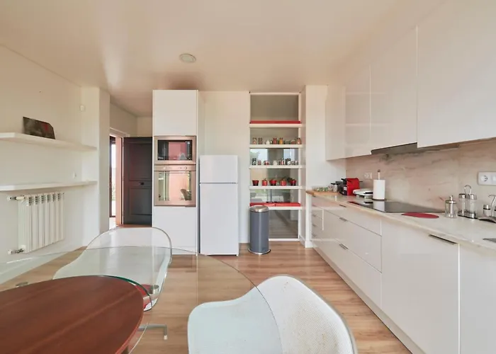 Luxury With Swimming Pool, By Timecooler Villa Sobral de Monte Agraco